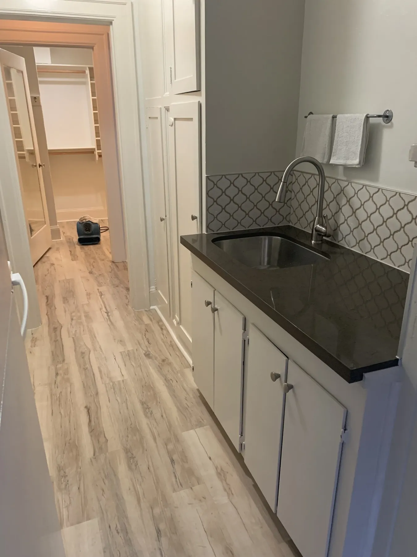 Townhouse kitchen with updated cabinets and layout